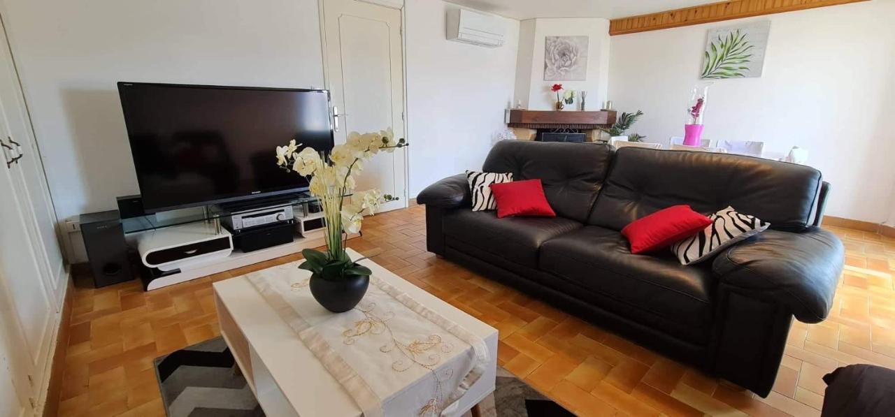 Belle Maison Avec Jardin Rdc T3 De 70M2 Vacances Ou Cure Thermale Rochefort Dış mekan fotoğraf